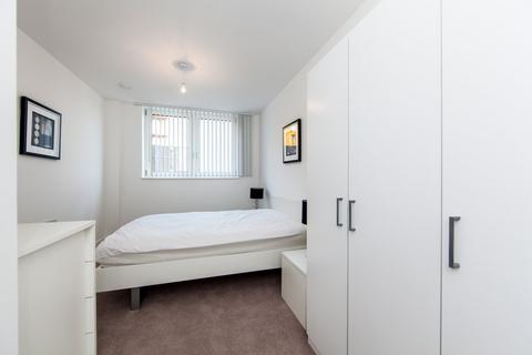 1 bedroom flat to rent, Poldo House, 24 Enderby Wharf, Cable Walk, Greenwich, SE10