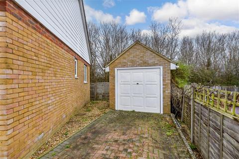 3 bedroom chalet for sale, Chaucer Avenue, Whitstable, Kent