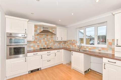 3 bedroom chalet for sale, Chaucer Avenue, Whitstable, Kent