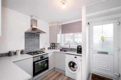 2 bedroom house for sale, Mapleton Road, Chingford