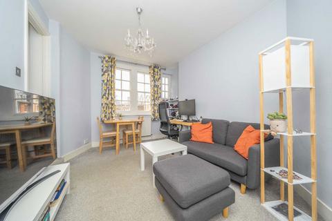 1 bedroom flat to rent, Sandwich Street, London WC1H