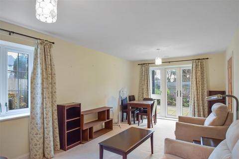 1 bedroom apartment for sale, Fern Court, Gower Road, Sketty, Swansea, SA2 9BH
