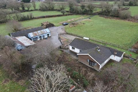 4 bedroom property with land for sale, Llangennech, Llanelli, SA14