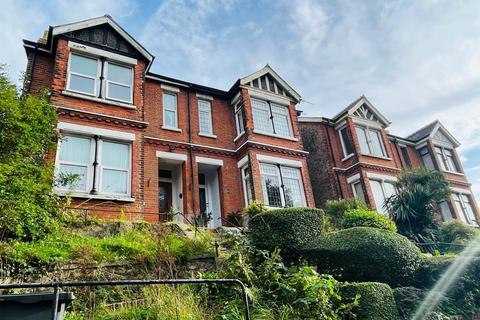 3 bedroom house for sale, Folkestone Road, Dover CT17