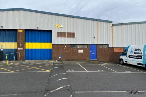 Industrial unit to rent, Unit 19, Kings Norton Trading Estate, Stockmans Close, Birmingham, West Midlands, B38 9TS