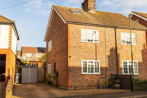 3 bedroom semi-detached house for sale, Stockwell Road, East Grinstead RH19