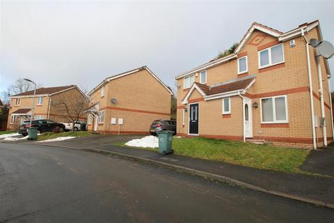 2 bedroom semi-detached house to rent, Ploughmans Croft, Bradford