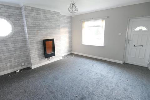 2 bedroom semi-detached house to rent, Oldroyd Buildings, Morley