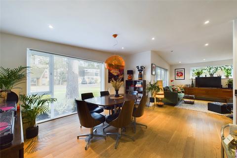 3 bedroom bungalow for sale, Heathermount Drive, Crowthorne, Berkshire, RG45