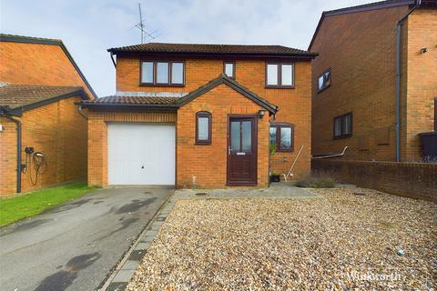 4 bedroom detached house for sale, Wheeler Close, Burghfield Common, Reading, Berkshire, RG7