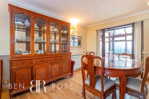 22 Birch Field, Clayton Le Woods, Chorley, PR6 7RE