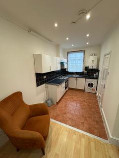 2 bedroom flat to rent, Stoke Newington Road, London N16