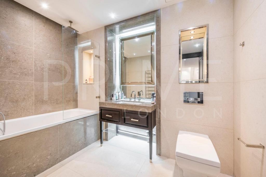 Bathroom(1) (23).jpg