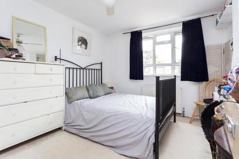 3 bedroom apartment for sale, Barnes Court, Lofting Road, London, N1