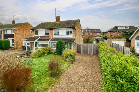 3 bedroom semi-detached house for sale, Windmill Avenue, St. Albans, Hertfordshire, AL4