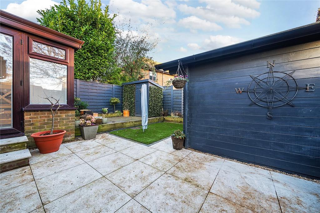 Garden Paved Patio