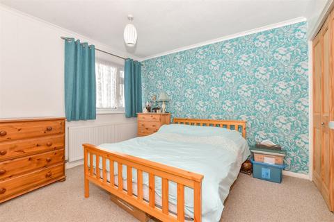 12 Maple Drive, St Marys Bay, Romney Marsh, TN29 0XE