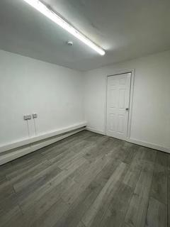 Studio to rent, St Chad road, Tilbury, RM18