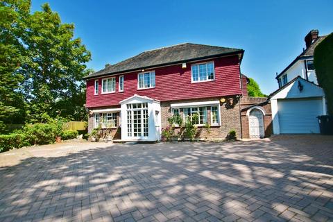 4 bedroom detached house to rent, The Avenue, Beckenham BR3