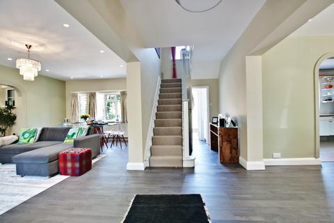 4 bedroom detached house to rent, The Avenue, Beckenham BR3