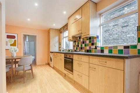 1 bedroom flat for sale, Aslett Street, London