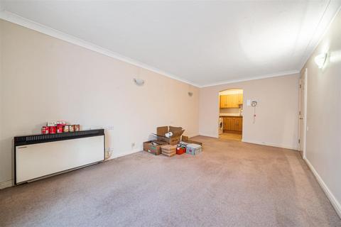 1 bedroom retirement property for sale, Herne Court, Richfield Road, Bushey WD23