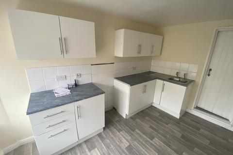 2 bedroom end of terrace house to rent, Wesley Street, Kirton Lindsey DN21