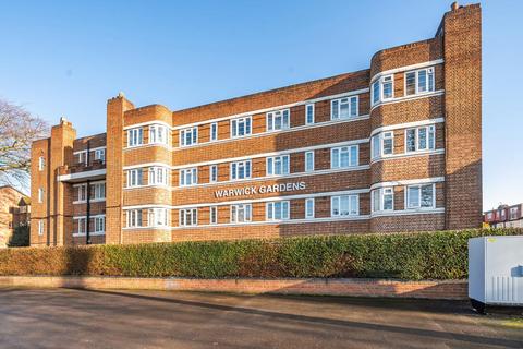 2 bedroom flat for sale, Warwick Gardens, Thornton Heath