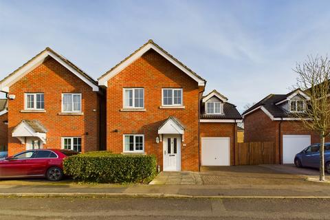 4 bedroom detached house for sale, Varna Road, Bordon, Hampshire, GU35