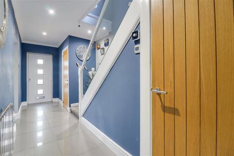9 Abreys, Benfleet, SS7 3LU