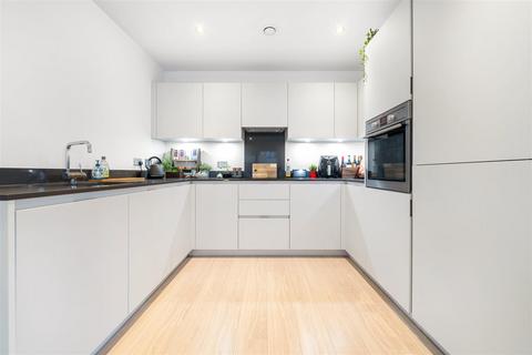 1 bedroom flat for sale, Cherry Orchard Road, Croydon, CR0