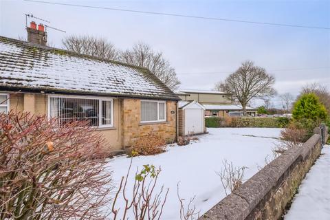 1 bedroom semi-detached bungalow for sale, Briarlyn Road, Huddersfield, HD3