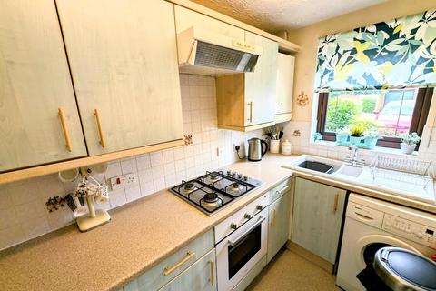 2 bedroom house for sale, Little Hayes, Fishponds, Bristol