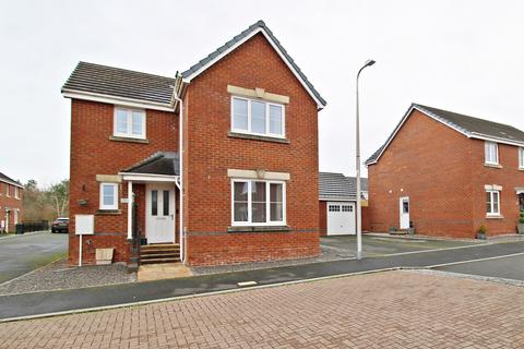 4 bedroom detached house for sale, Llanharan, Pontyclun CF72