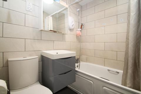 23 Cumbrian Way, Uxbridge, UB8 1XD
