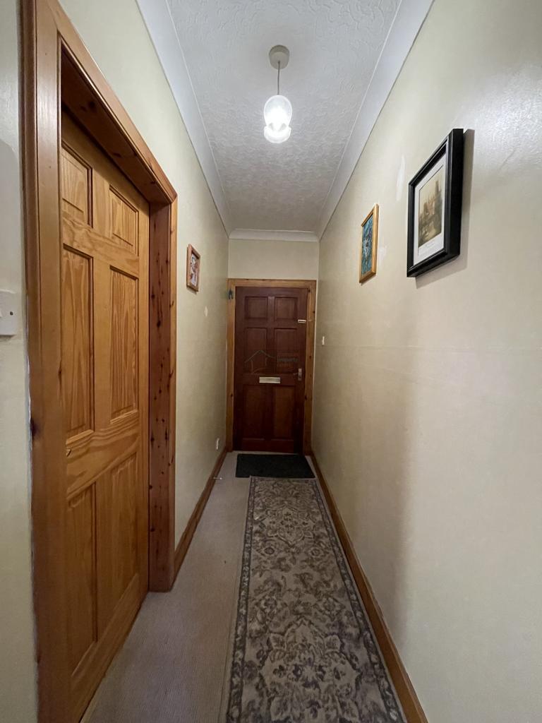 Hallway.JPG