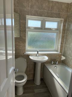 42 Chestnut Glen, Hornchurch, RM12 4HL