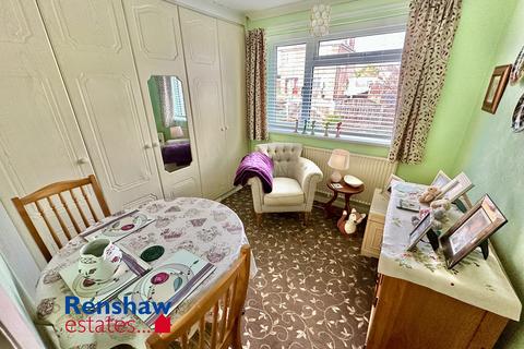 2 bedroom detached bungalow for sale, Wade Avenue, Ilkeston, Derbyshire