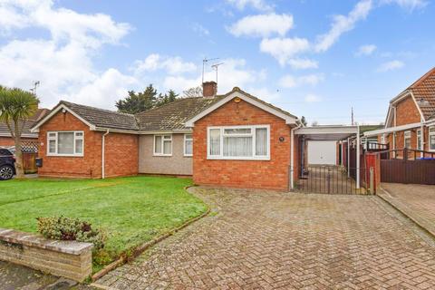 2 bedroom bungalow for sale, Nursery Road, Taplow, Buckinghamshire, SL6