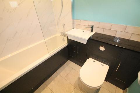 2 bedroom terraced house for sale, Soothill Lane, Soothill, Batley