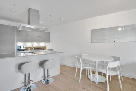 3 bedroom apartment to rent, Delancey Apartments, Williamsburg Plaza E14