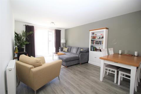 2 bedroom apartment to rent, Adams Close, Poole