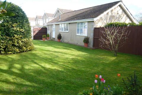 3 bedroom bungalow for sale, Greenlands Road, Pickering