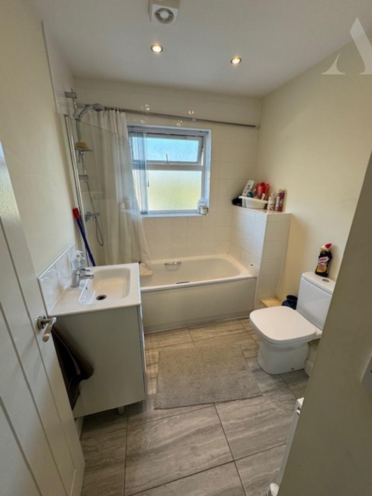 27a bromford road bathroom