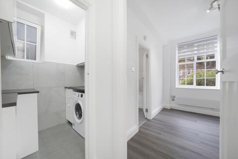 Studio to rent, Mortimer Court, Abbey Road, St John's Wood, London