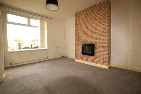 2 bedroom semi-detached house to rent, Standish Close, Sheffield