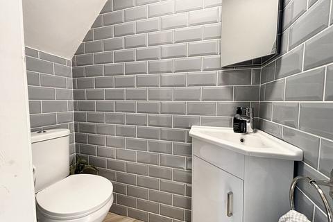 4 Ashbourne Road, Salford, M6 7GL