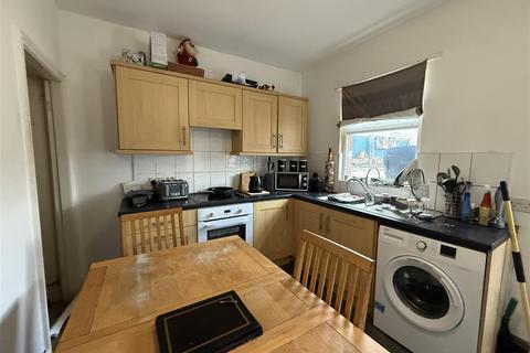 2 bedroom terraced house for sale, Roslyn Street, Darlington