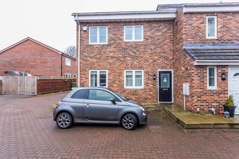 3 bedroom maisonette for sale, Park View, Gateshead NE9