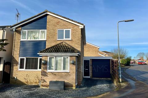 7 Beech Close, Hackleton, Northampton, NN7 2BP